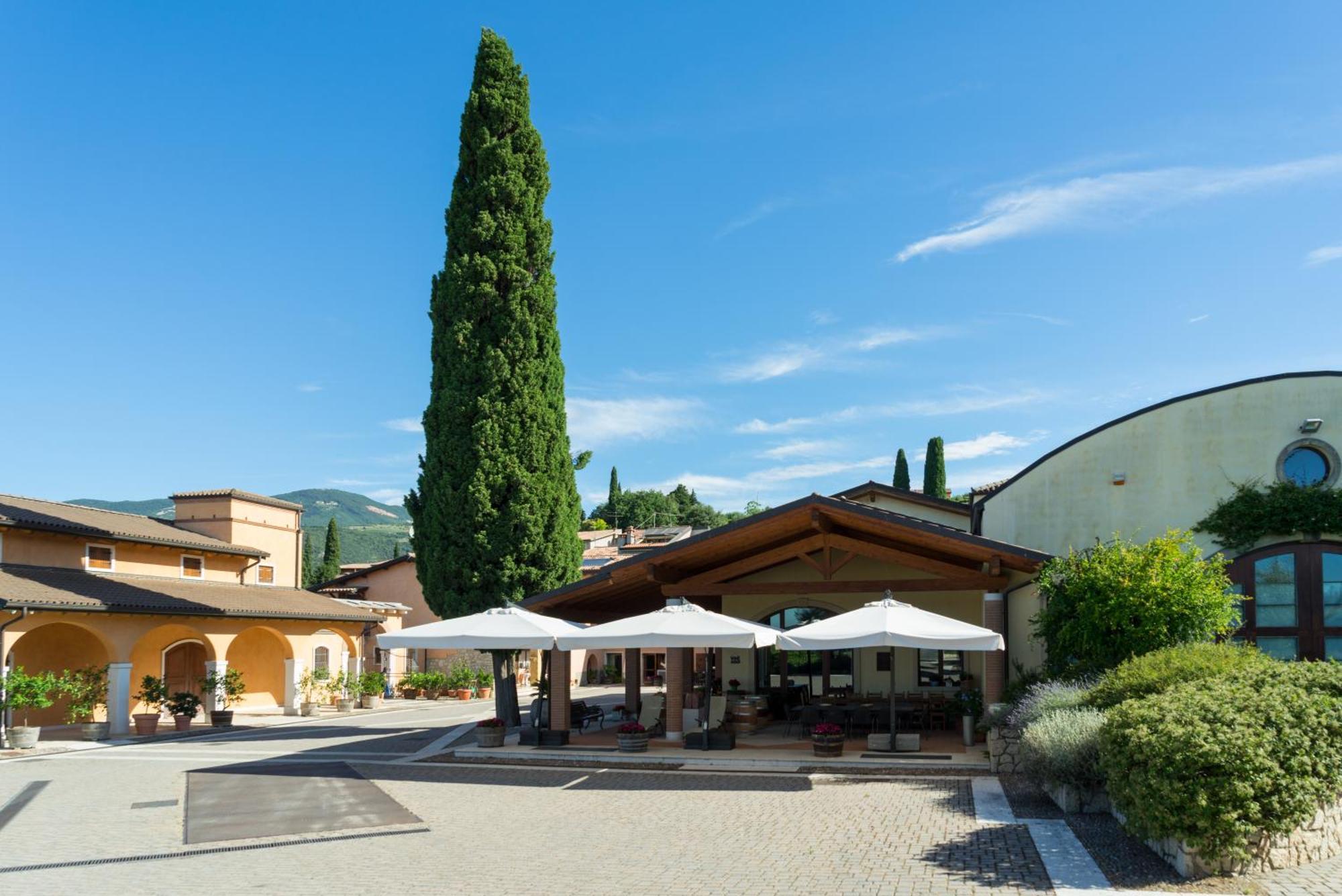 Agriturismo Valentina Cubi 弗马尼 外观 照片