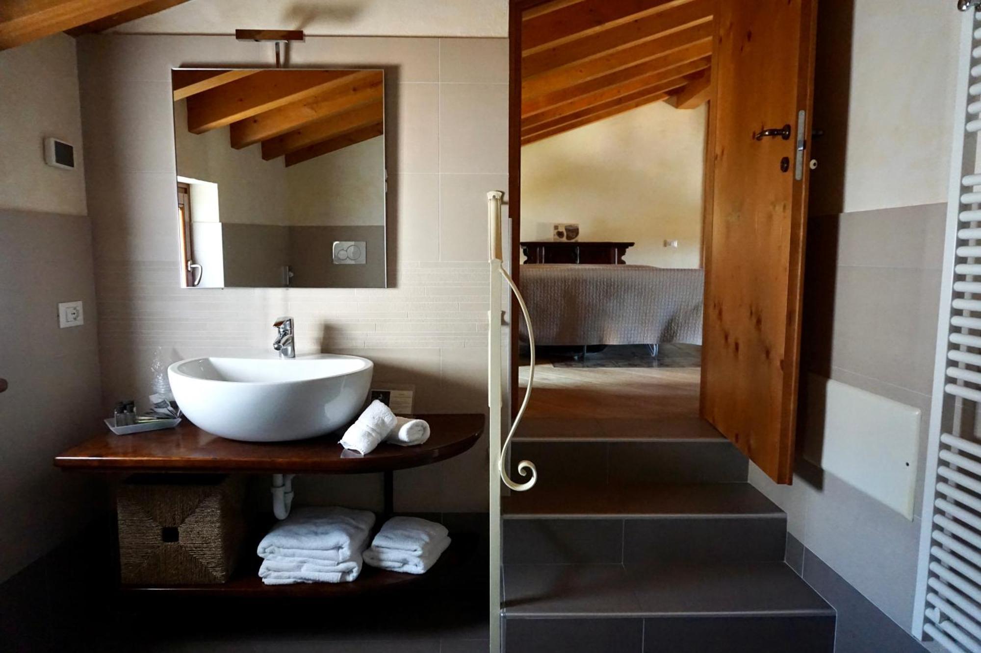 Agriturismo Valentina Cubi 弗马尼 外观 照片