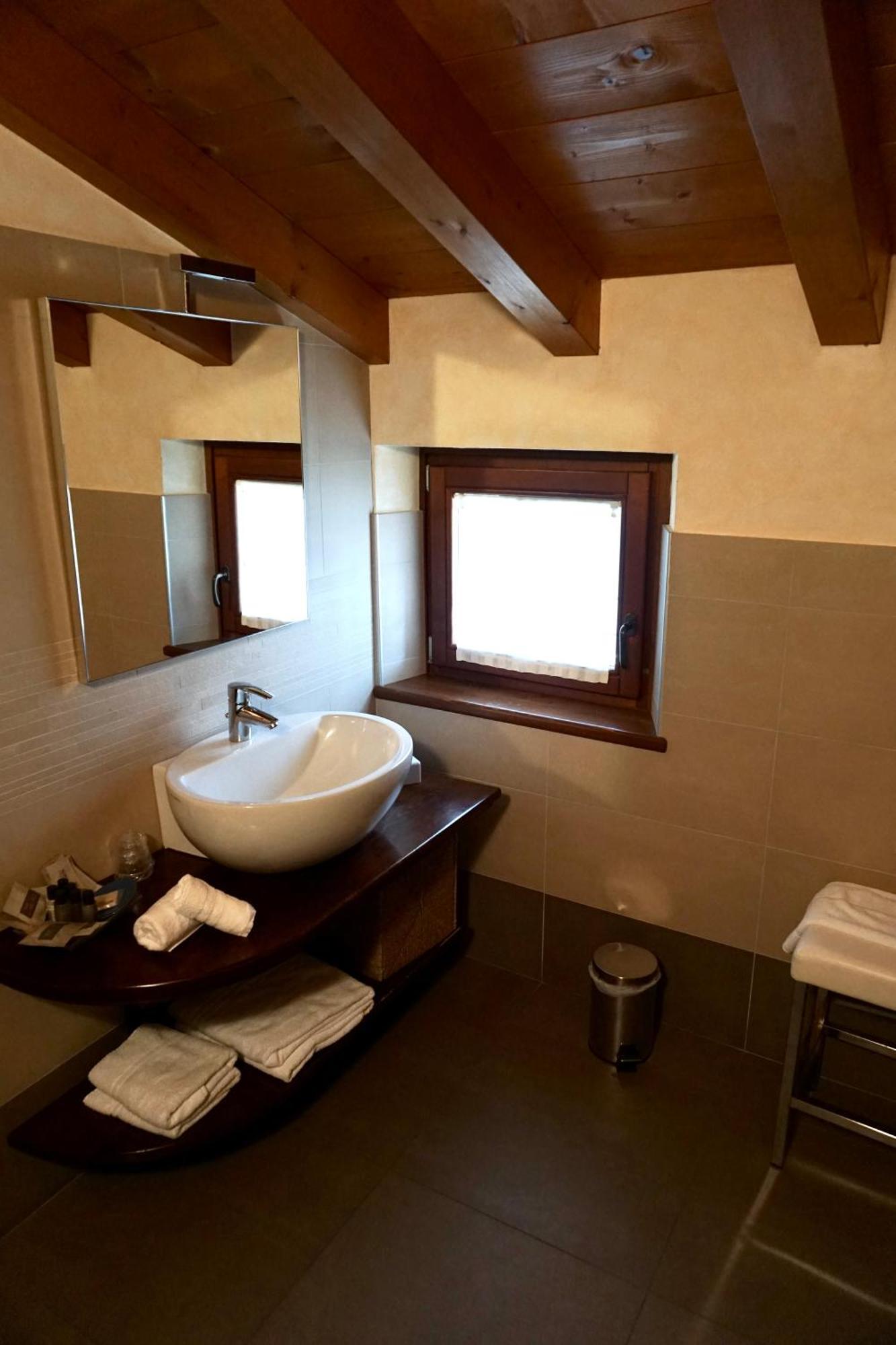 Agriturismo Valentina Cubi 弗马尼 外观 照片