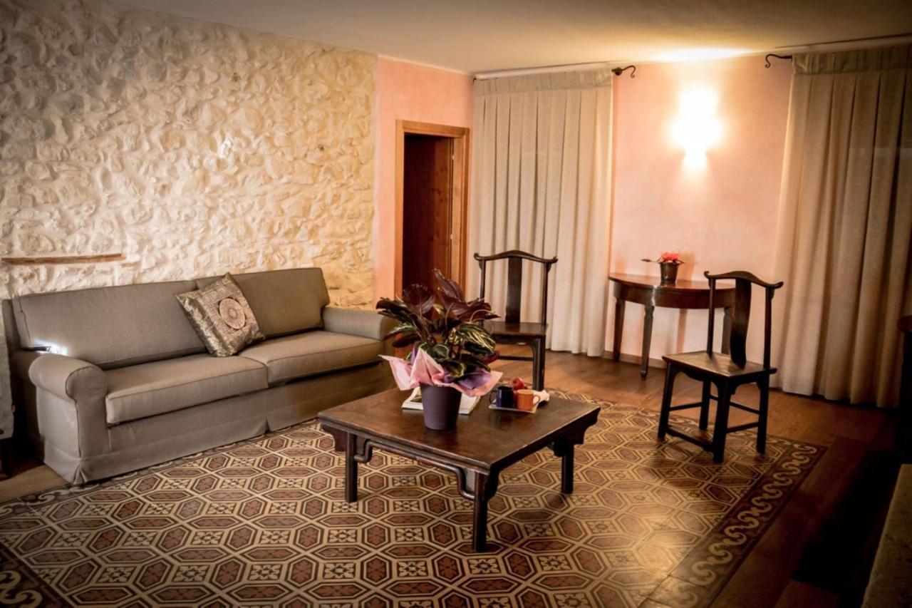 Agriturismo Valentina Cubi 弗马尼 外观 照片