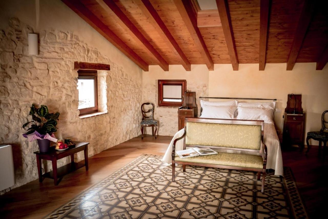 Agriturismo Valentina Cubi 弗马尼 外观 照片